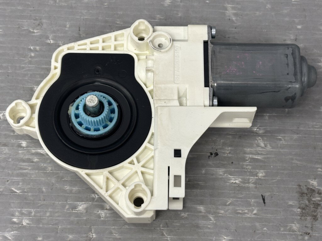 乐天商城 - VW シャラン TSI コンフォートライン BMT(7N 7NCAV) 純正 破損無 動作保証 右後 パワーウィンドウ レギュレーター モーター 右リア 右R 8K0 959 801 p057244 中古20250811