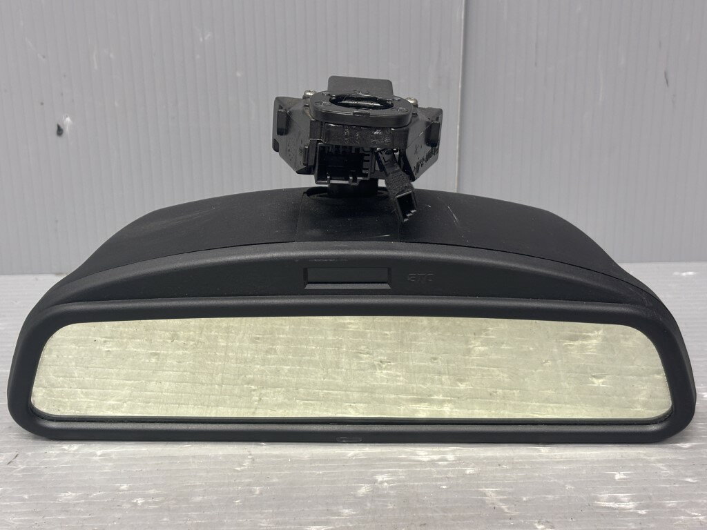 BMW 320i セダン LCI Mスポーツパッケージ 右H 後期(VA20 E90) 純正 破損無 ルームミラー バックミラー p057555 中古20250902