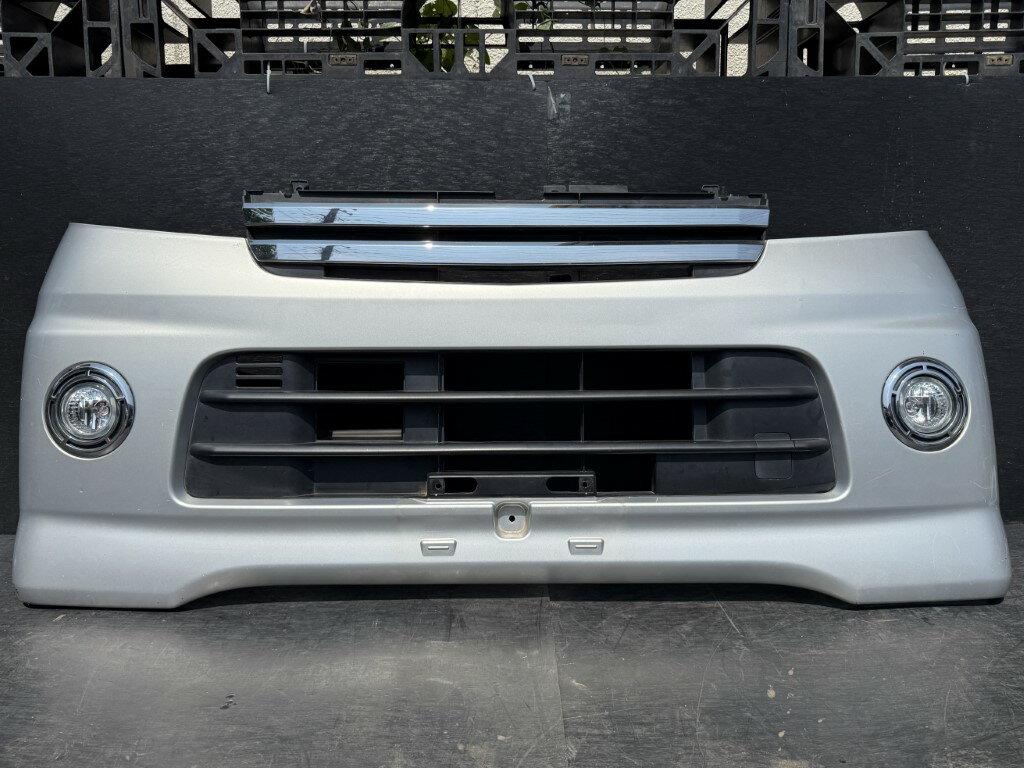 ダイハツ アトレー (S320G) 純正 フロントバンパー Fバンパー 銀系 p057598 中古20250905