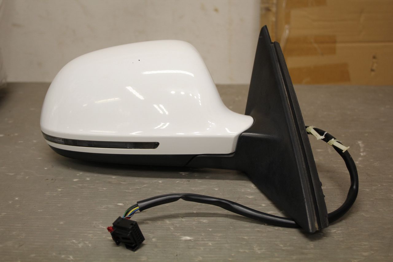 アウディ A4 アバント クワトロ 2.0 TFSI 右H 前期(8KCDNF 8K) 純正 右 ドアミラー 電格 10P ウィンカー ヒーター ホワイト系 18134 p049122 中古20241012
