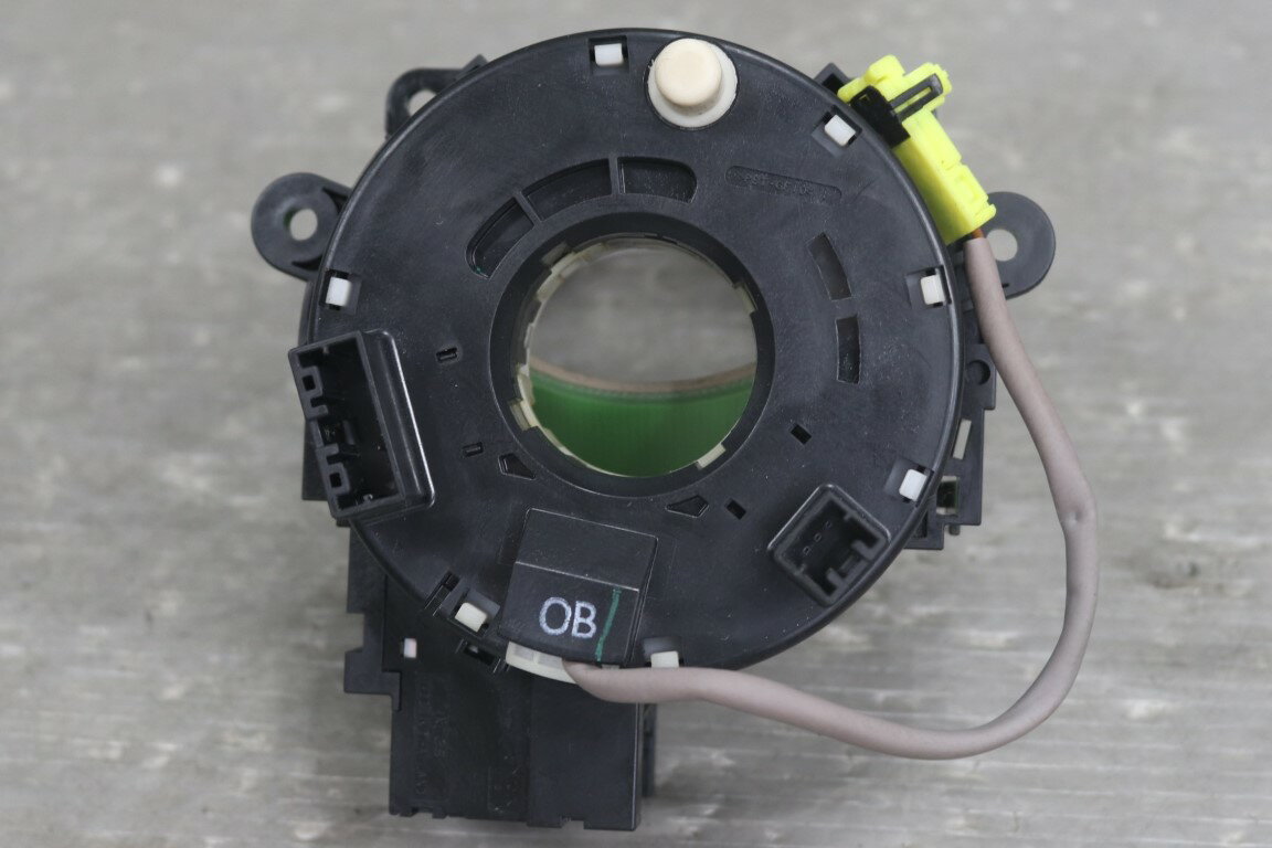 日産 ノート X(E12 TDWARDZE12EDACAA--) 純正 破損無 動作保証 スパイラルケーブル p057848 中古20250912