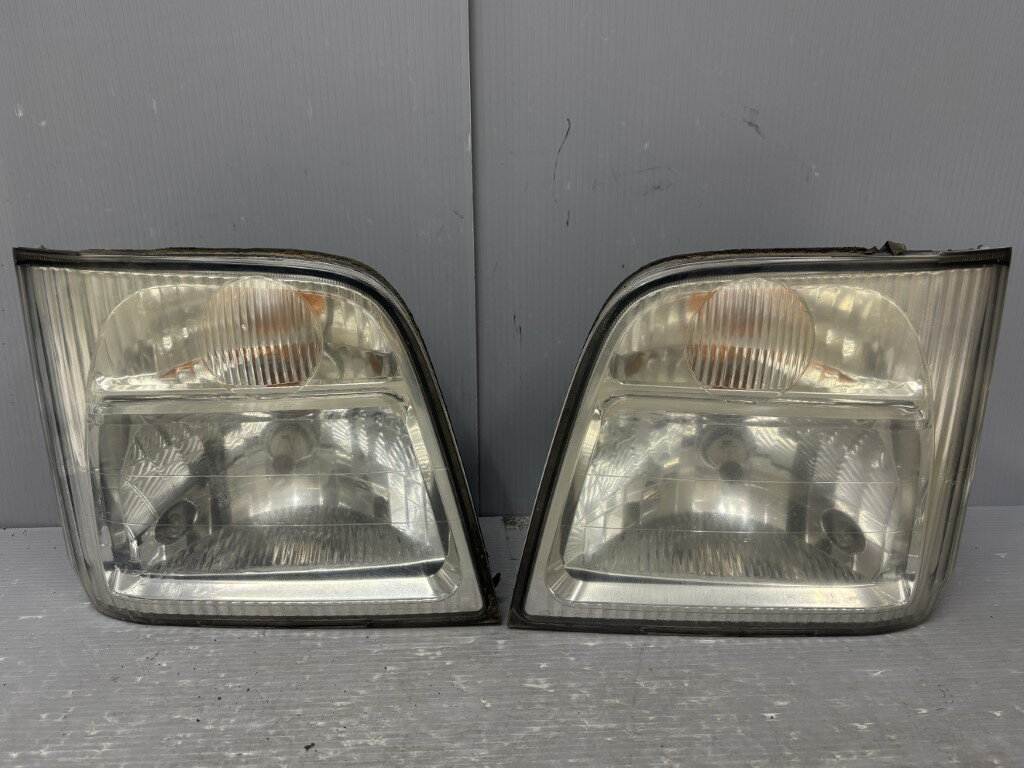 サンバー ディアス バン ハイルーフ N型 (TV1 TV1N56R RZC) ヘッドライト ハロゲン 左右セット VC02-001 ヘッドランプ MITSUBA p057902