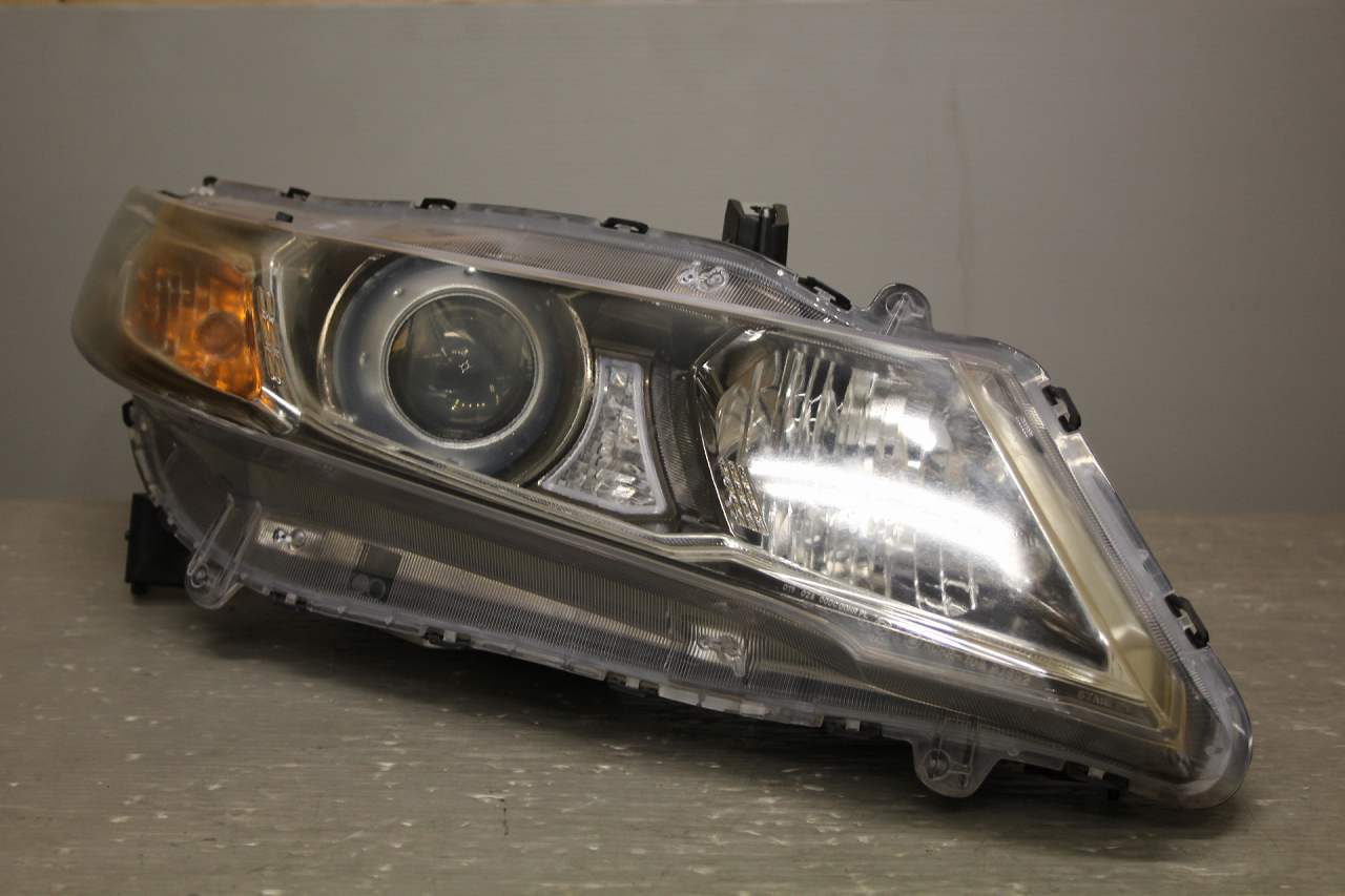 Rakuten - オデッセイ(RB3 RB4) 純正 スタンレー 右 ヘッドライト HID キセノン バラスト P7692 p049225 中古20241018