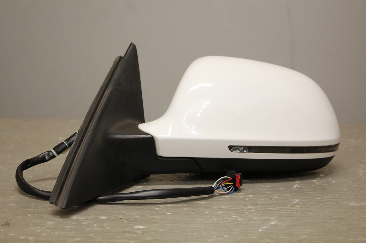 アウディ A4 1.8 TFSI 右H(8KCDH) 純正 左 ドアミラー 電格 10P 10ピン ウインカー ヒーター ホワイト系 18133 020931 p049377 中古20241023