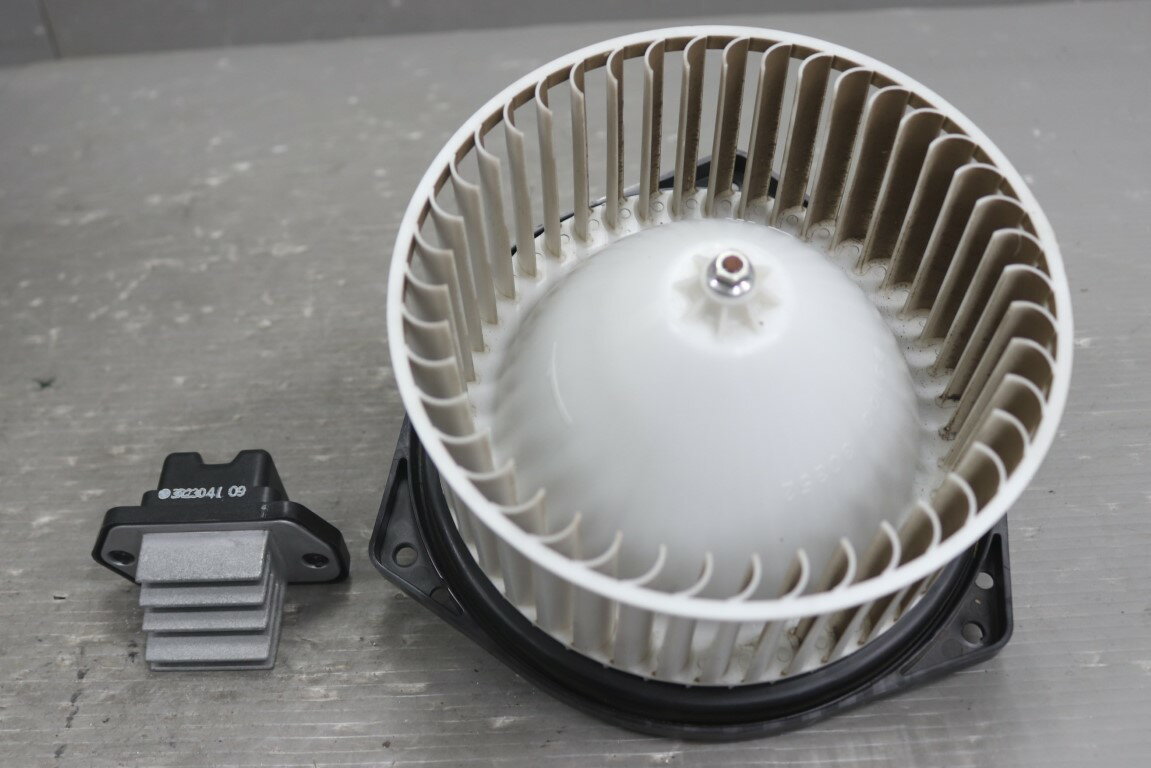 ホンダ エディックス 20X 前期(BE3) 純正 ブロアファンモーター T109-1 ヒーターモーター レジスター付..