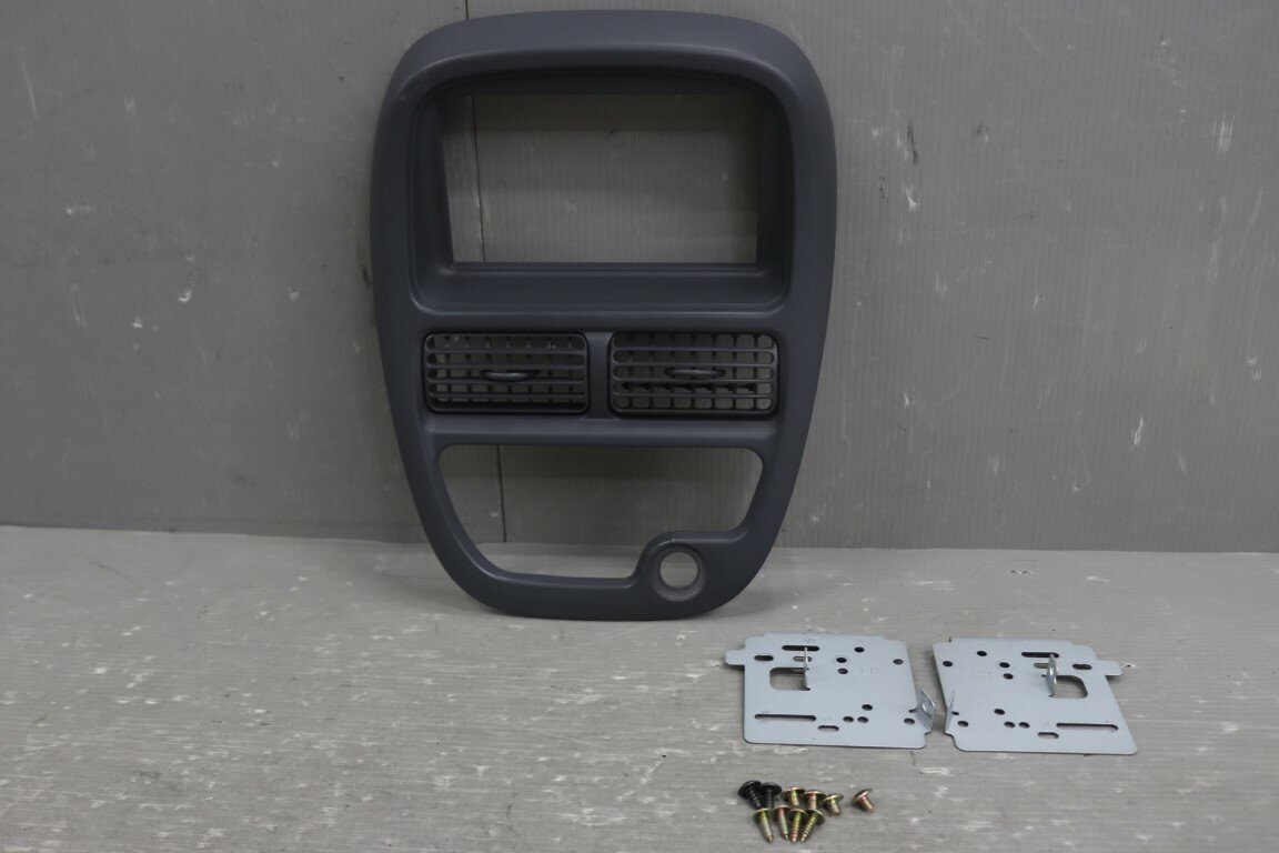 スバル プレオ F E型(RA1 RA1EL2M TKH) 純正 破損無 ナビ オーディオパネル エアコン吹出口 ステー付 p058394 中古20251008