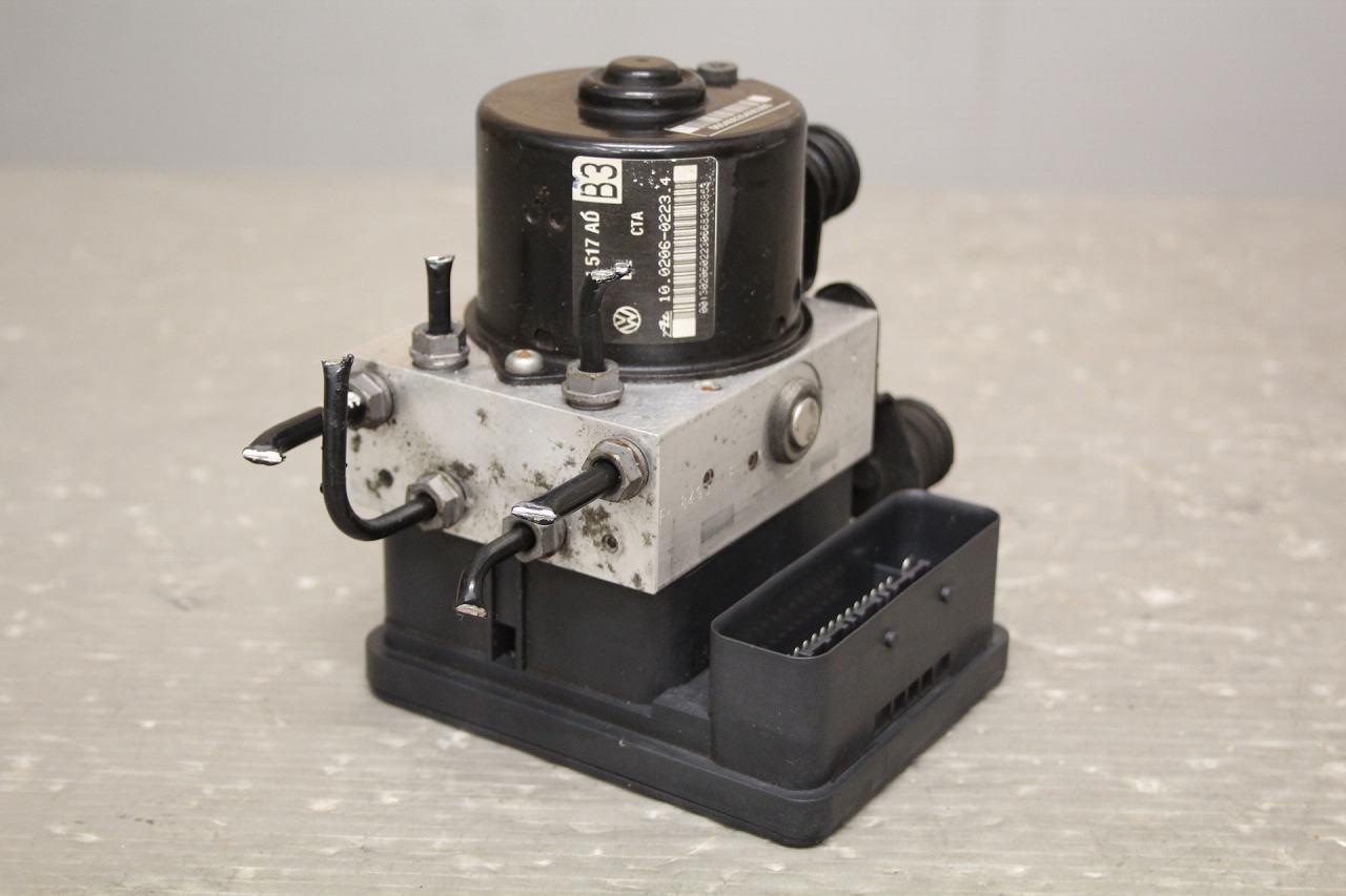 アウディ A3 Audi 右H(8P) 純正 Ate 破損無 動作保証 ABSアクチュエーター 1K0 614 517 AD p049564 中古20241028