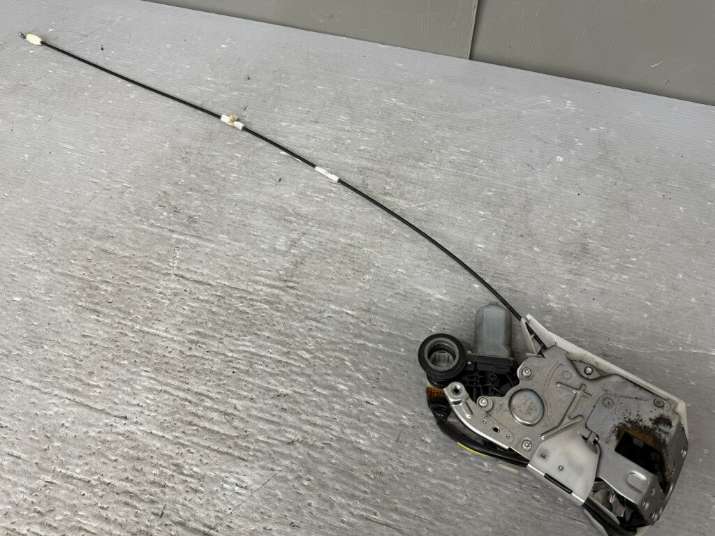 アルファード 350S プライムセレクション 前期(GGH25) 純正 右リア (後) イージークローザー イージークローザーモーター トヨタ p058478