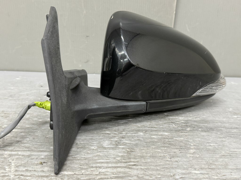 Rakuten - トヨタ アクア S 前期(NHP10) 純正 左 ドアミラー ウィンカー TR1001 209 電格 7ピン トーカイリカ 破損無 動作保証 p058602
