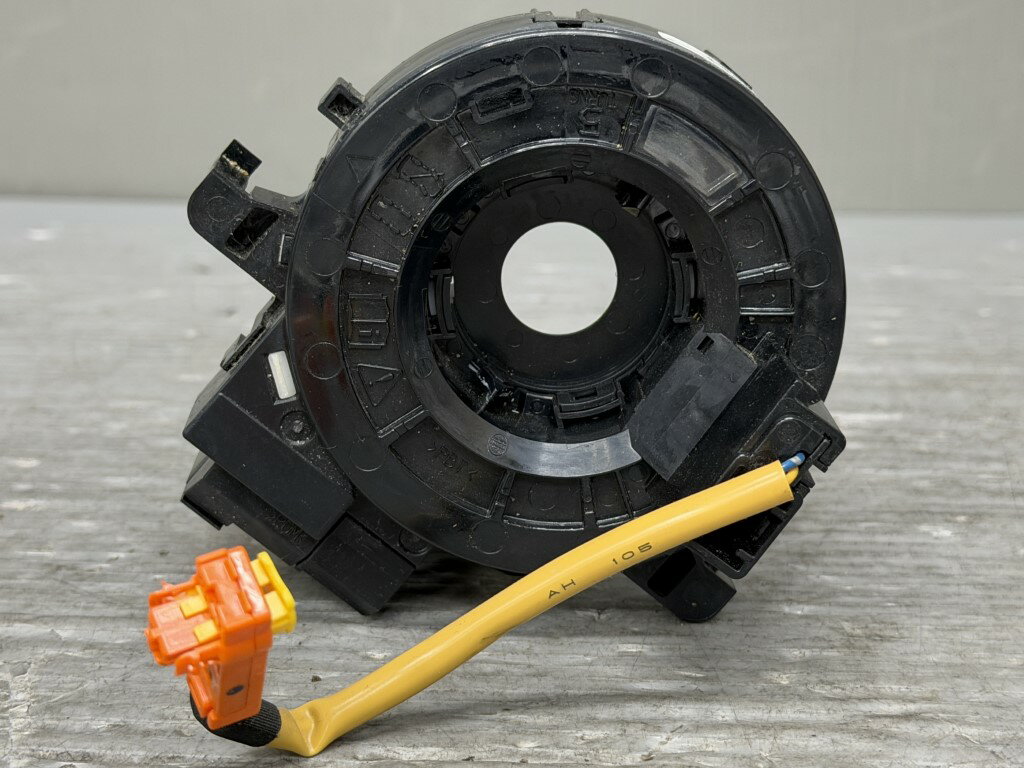 トヨタ アクア S 前期(NHP10) 純正 スパイラルケーブル 89245-74020 破損無 動作保証 Toyota p058604