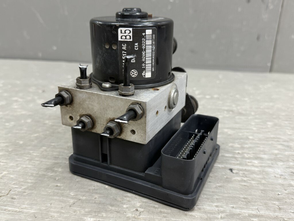 VW ゴルフ トゥーラン TSI (1TBLG 1T) 純正 ABSアクチュエーター 1K0 614 517 AC Ate 破損無 動作保証 フォルクスワーゲン p058658 中古20251021