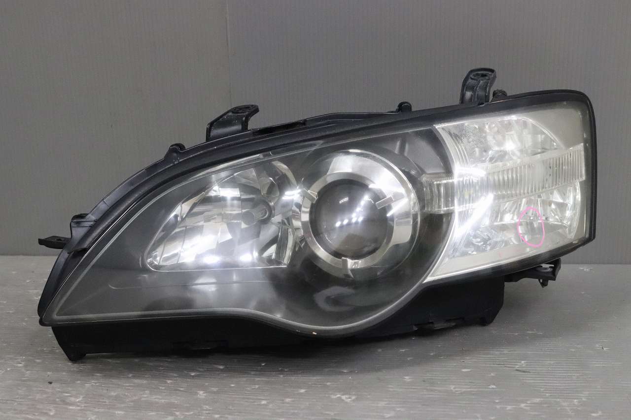 レガシィ ツーリングワゴン 2.0 GT ターボ C型(BP5 BL) 純正 コイト 破損無 動作保証 左 ヘッドライト HID バラスト レベ付 キセノン ヘッドランプ 100-20791 p049744 中古20241102