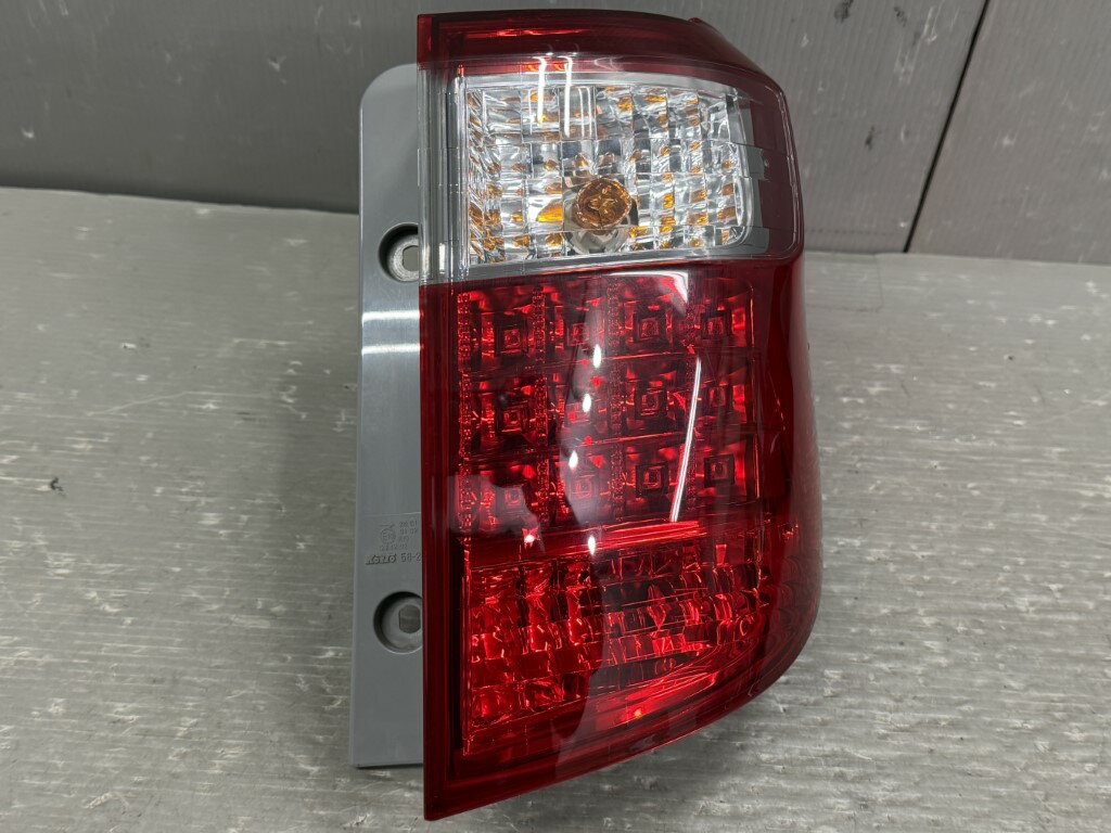アルファード 350S プライムセレクション 前期(GGH25) 純正 右 テールランプ 58-27 LED全点灯OK テール..