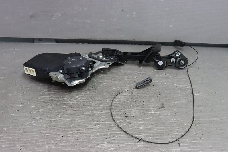 デリカ D:2 カスタム ハイブリット MV (MB36S MB46S) 純正 アイシン 左 リア パワースライドドアモーター 左後 16052102009C134 p041146 中古20231211