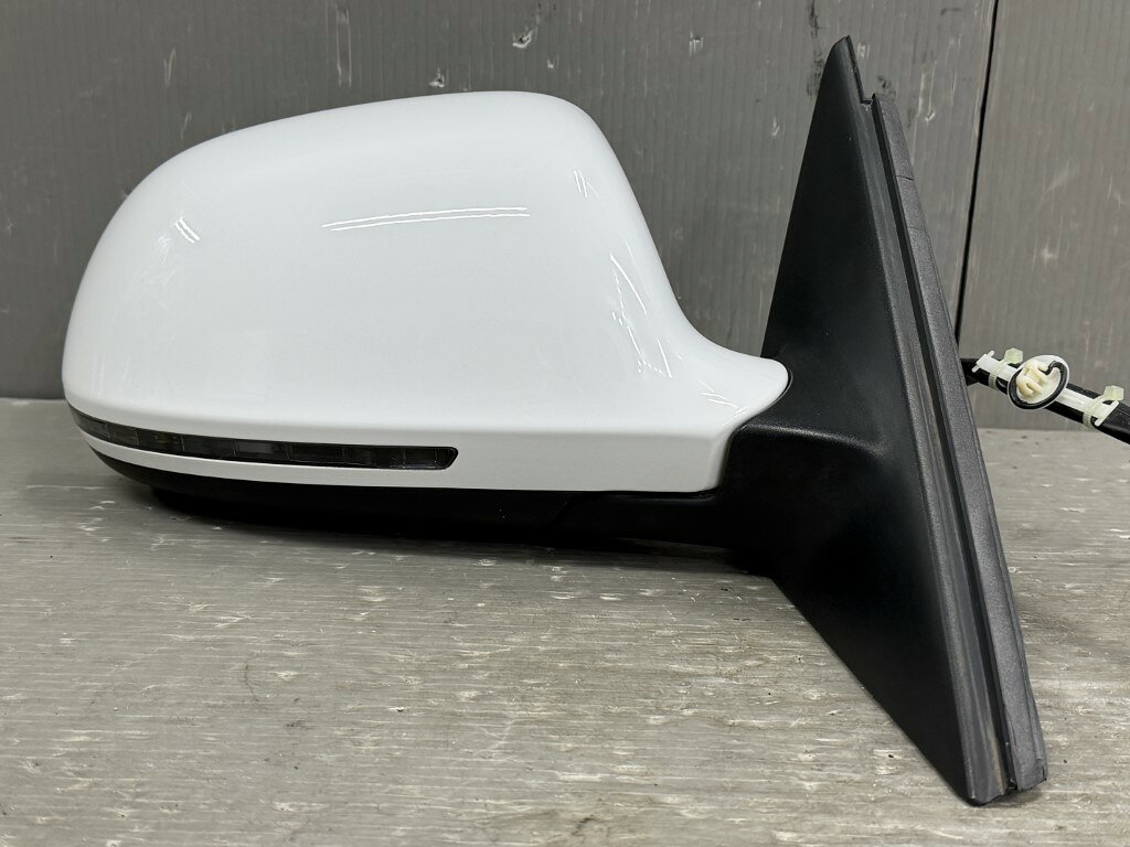 アウディ A4 アバント 右H 前期(8KCDH B8) 純正 右 ドアミラー ウィンカー ヒーター 電格 10P 白系 ホ..