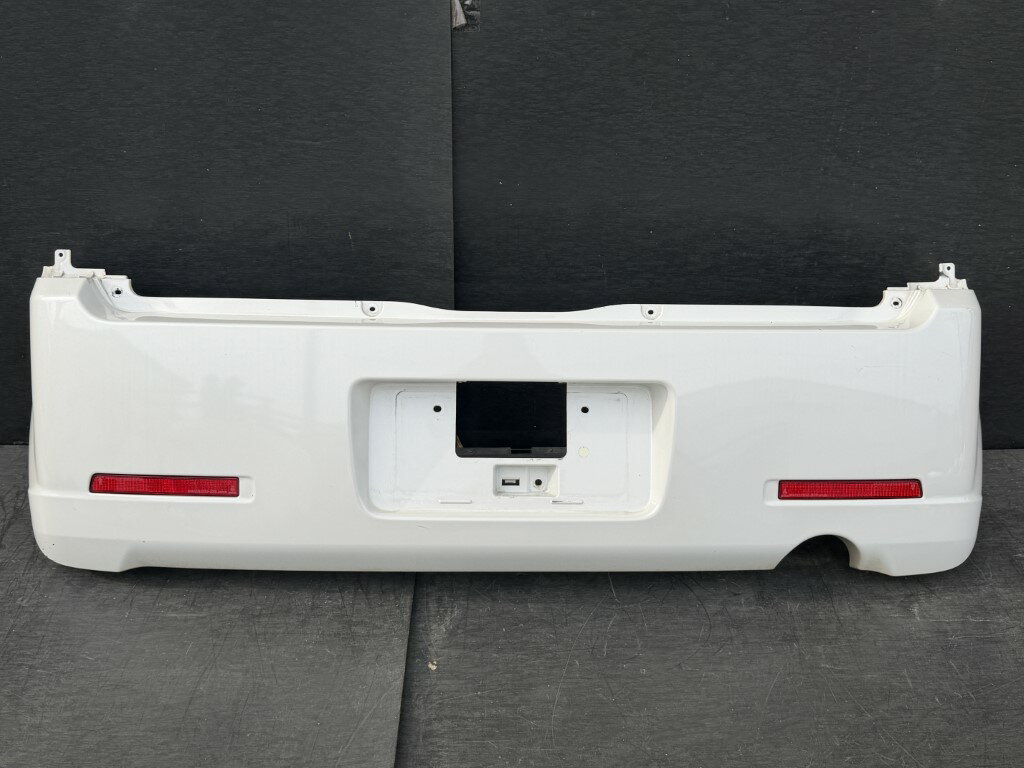 三菱 EKワゴン M(H82W) 純正 リアバンパー W13 Rバンパー 破損無 p059053 中古20251106