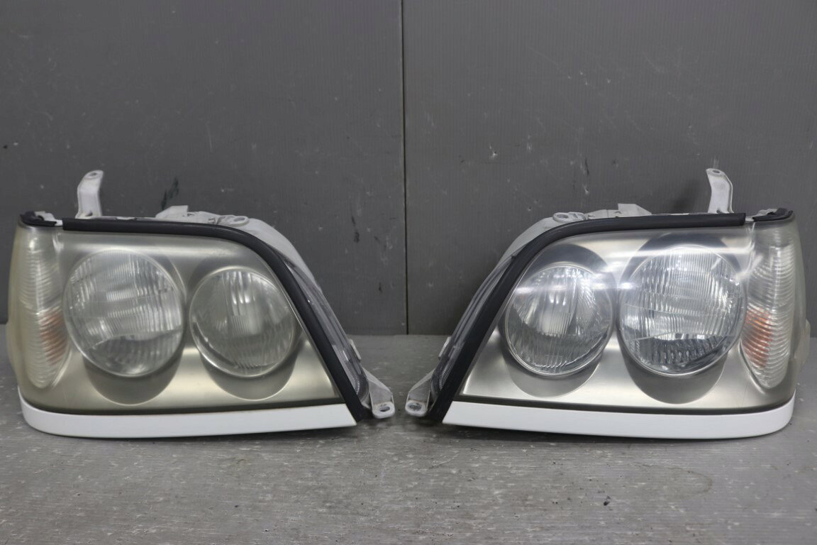 17 クラウン エステート アスリート G 後期(JZS175) HID ヘッドライト 100-76942 062 左右 バラスト レベ キセノン ヘッドランプ p059038 中古20251106