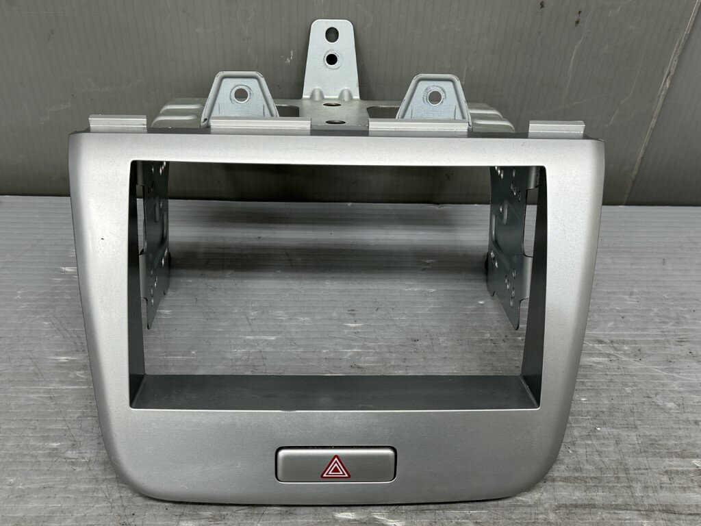 マツダ AZワゴン(MJ23S) 純正 破損無 2DIN ナビ オーディオパネル ステーセット 73821-70K0 p059086 中..