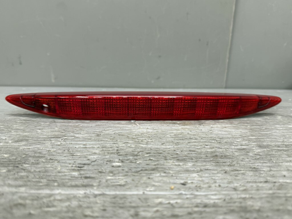 ストリーム X 前期(RN6) 純正 スタンレー 破損無 動作保証 ハイマウントストップランプ ブレーキライト LED全点灯OK P6589 p059096 中古20251107