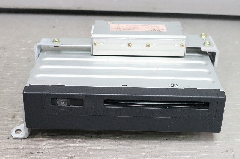 ソアラ 430SCV ノーブルカラーエディション 前期(UZZ40) 純正 アイシン 破損無 取付OK 動作保証 DVDナビユニット マルチナビ カーナビ 86011-24011 86841-44010 GM-8617ZT p041355 中古20231215