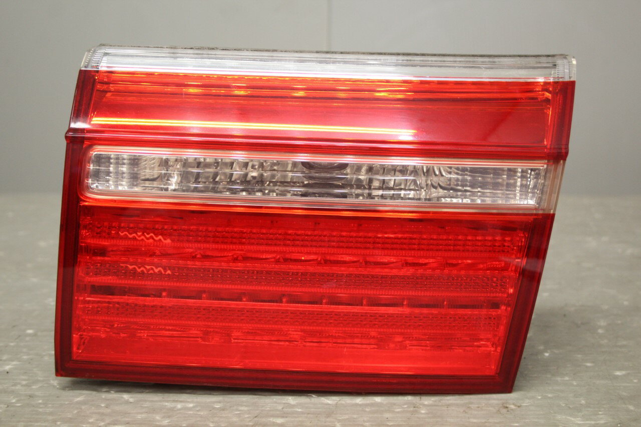 エリシオン プレステージ SG(RR5) 純正 イチコー 破損無 動作保証 右 テールランプ フィニッシャー D04..