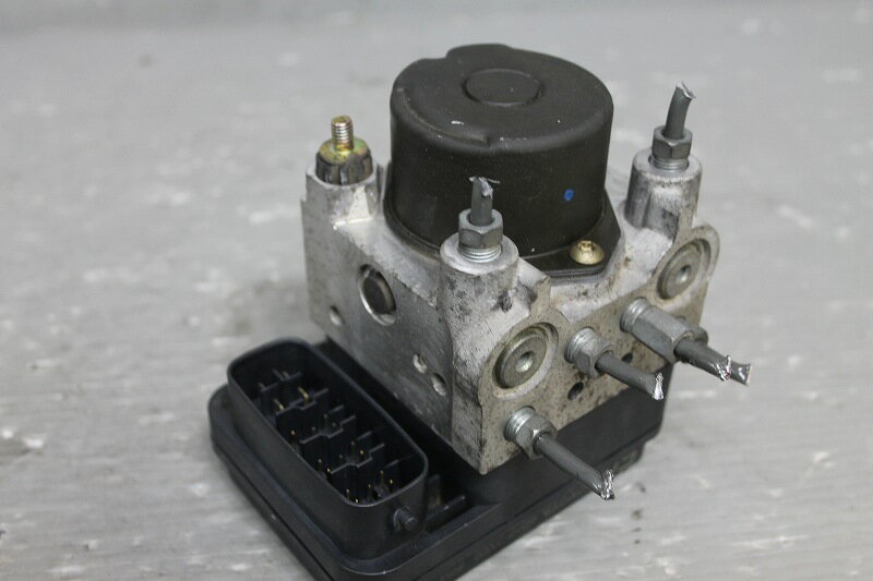 アリオン A15 G 前期 (NZT240 ZZT240 ZZT245) 純正 ABSアクチュエーター / 44050-20082 p041595 中古20231219