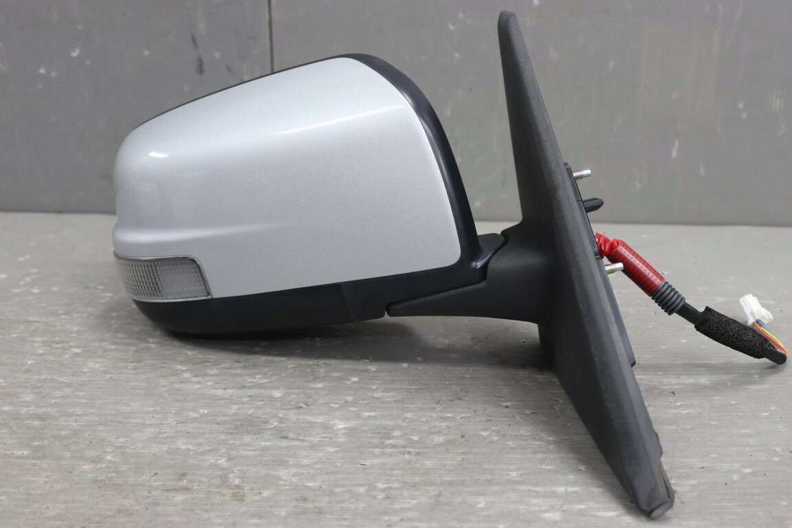 セレナ ハイウェイスター Jパッケージ 寒冷地 前期(FC26 C26) 右ドアミラー 電格 9ピン ウィンカー K23 サイドミラー 96301-1VA4A p059292 中古20251118