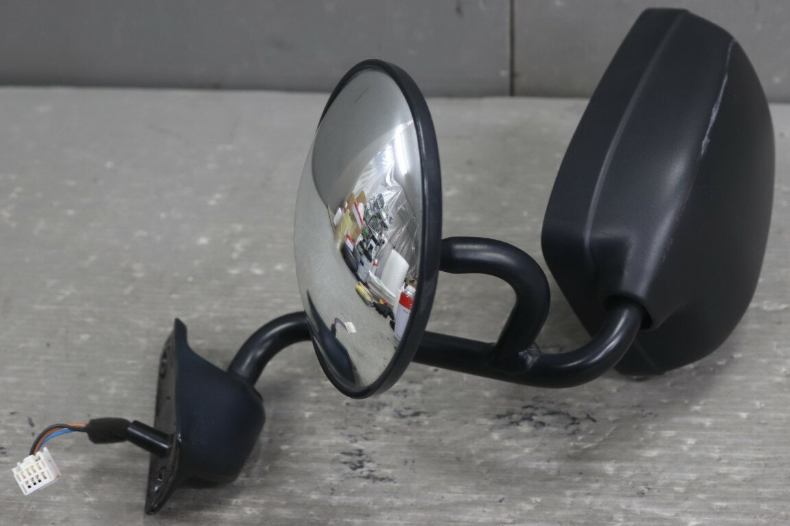 マツダ ボンゴ トラック(SLP2T) 純正 破損無 左ドアミラー 電動ミラー 3P 3ピン 補助ミラー付 手動 サ..