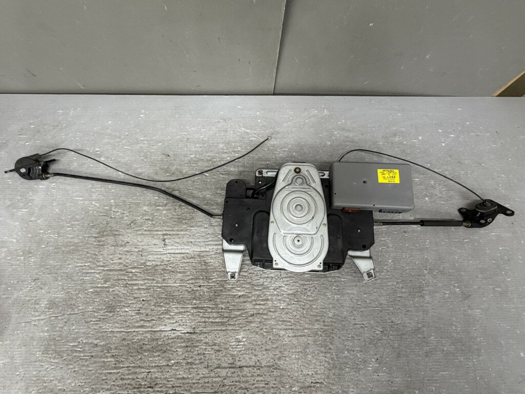 ホンダ オブ カナダ ラグレイト(RL1) 純正 右後 パワースライドドアモーター 右リア RK-0344 MITSUBA ミツバ 破損無 動作保証 p059428