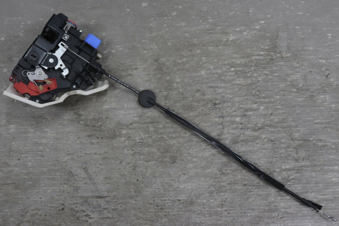 Rakuten - VW ジェッタ(1KBLG 1K) 純正 破損無 ドアロックアクチュエーター p059776 中古20251210