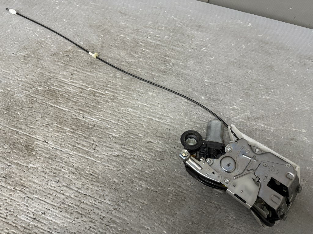 エスティマ アエラス 中期(ACR50) 純正 破損無 動作保証 右リア ドアロック アクチュエーター 右後 p059851 中古20251212