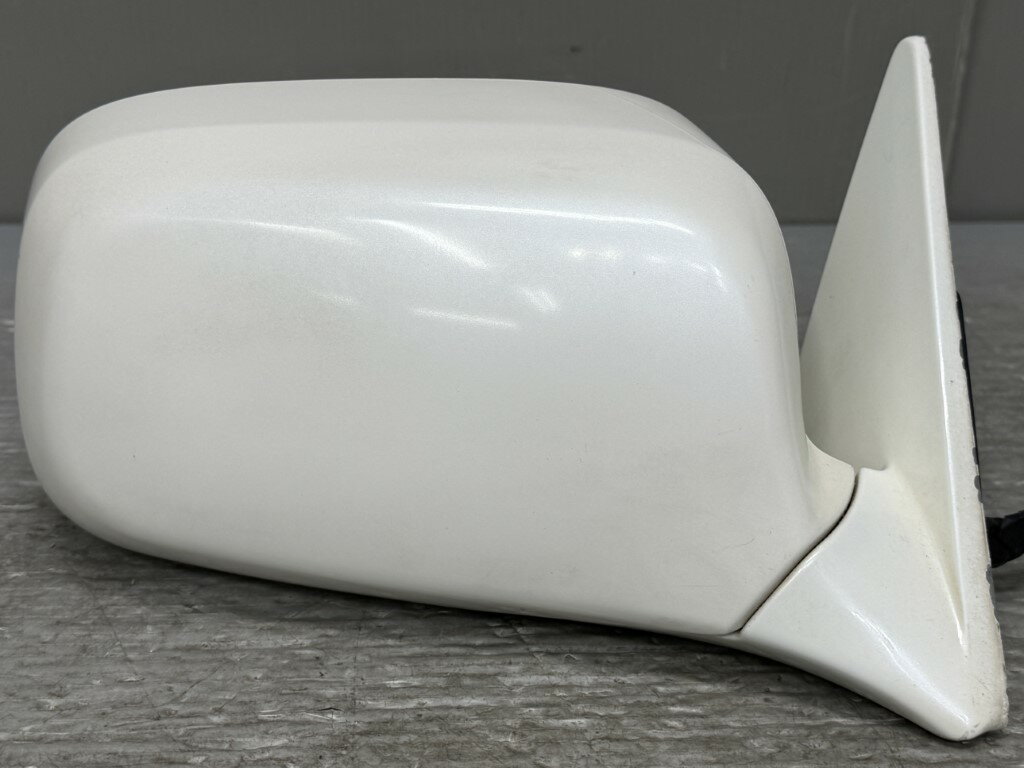 乐天商城 - 15 クラウン マジェスタ Cタイプ i-Four(UZS155 UZS151 UZS157) 純正 破損無 動作保証 右 ドアミラー ヒーター 電格 7P 7ピン 051 サイドミラー 右 ミラー TR9302 p059881 中古20251213