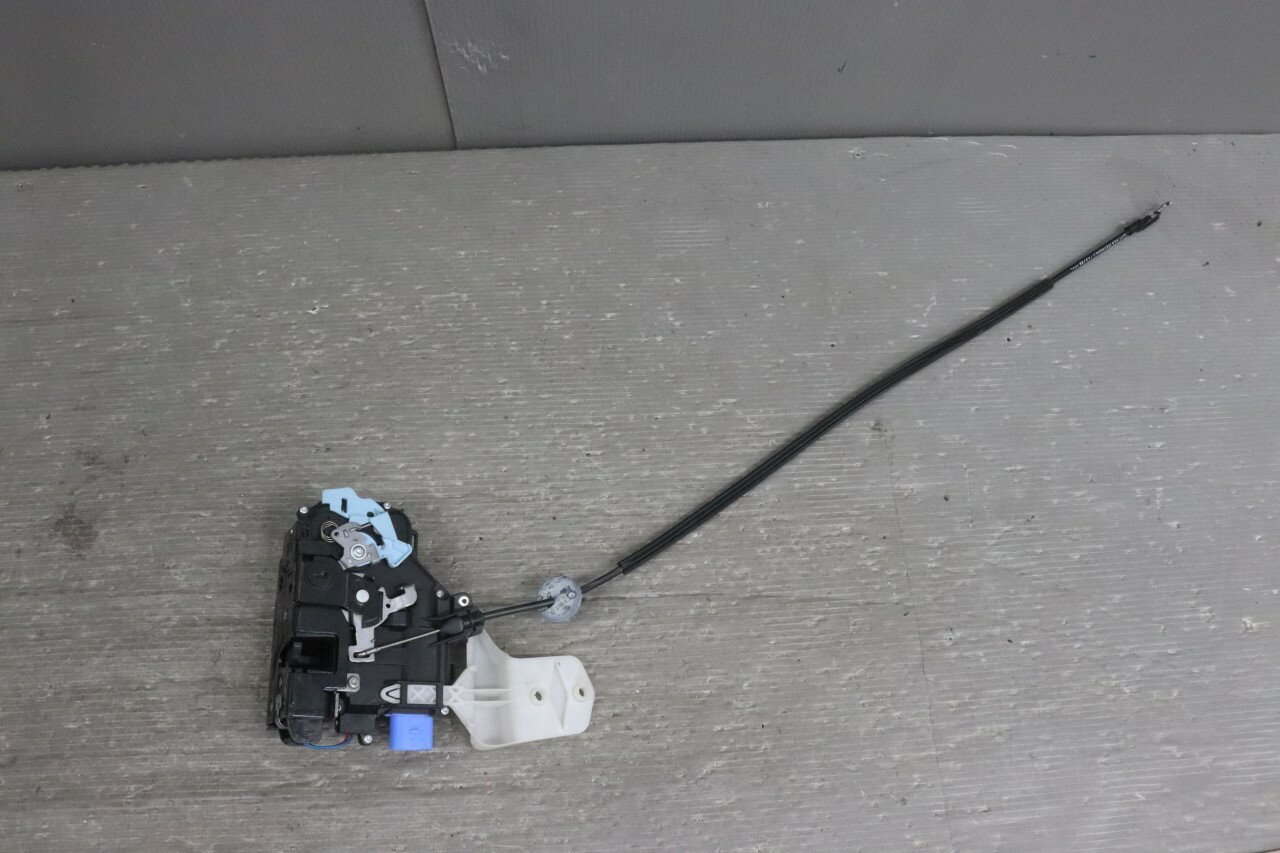 VW トゥーラン TSI ハイライン 右H(1T 1TBLG) 純正 破損無 動作保証 左後 ドアロックアクチュエーター 左 リア p051481 中古20241225