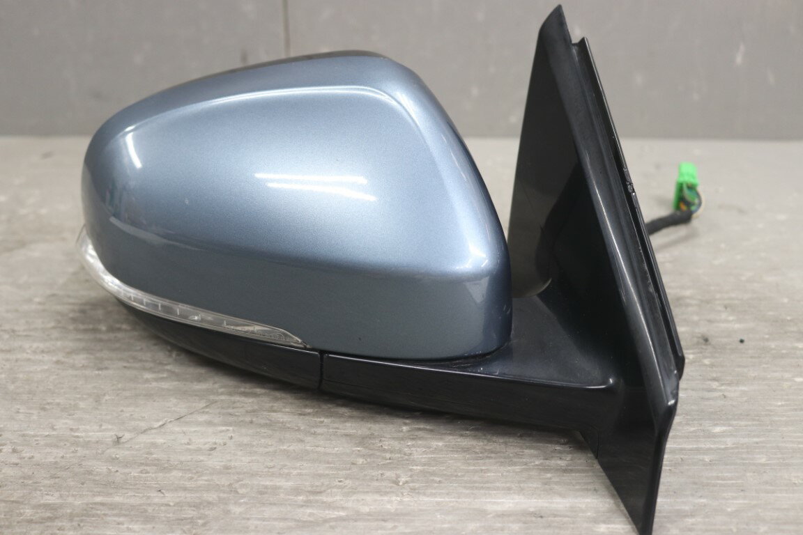 ボルボ V40(MB4164T) 純正 破損無 動作保証 右ドアミラー 電格 12P 12ピン ウィンカー ウェルカムランプ付 ネイビ—系 サイドミラー p060009 中古20251222
