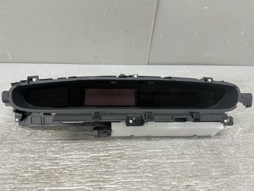 プリウス S 前期(ZVW30 ZVW30-AHXEB) 純正 YAZAKI 破損無 動作保証 スピードメーター 199097km メーター 83800-47620 p060052 中古20251222