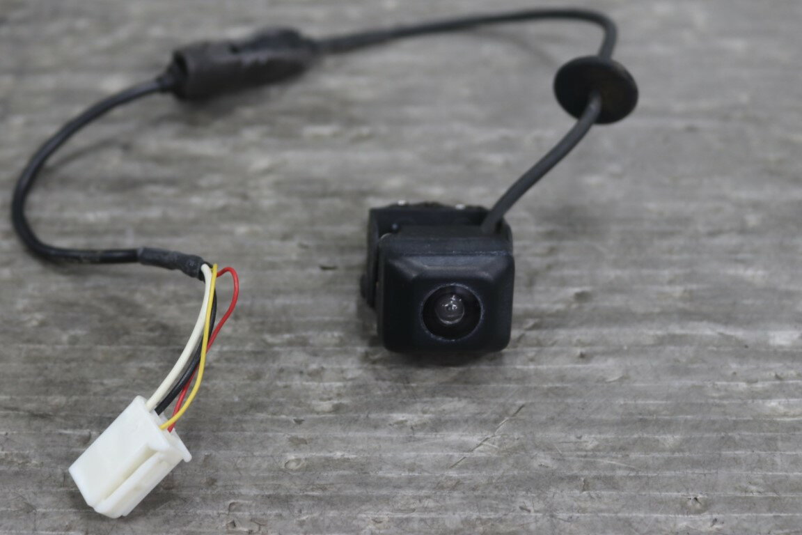 エスティマ アエラス Sパッケージ 前期(GSR50) 純正 破損無 動作保証 バックカメラ リアカメラ 2107461 A p060122 中古20251225