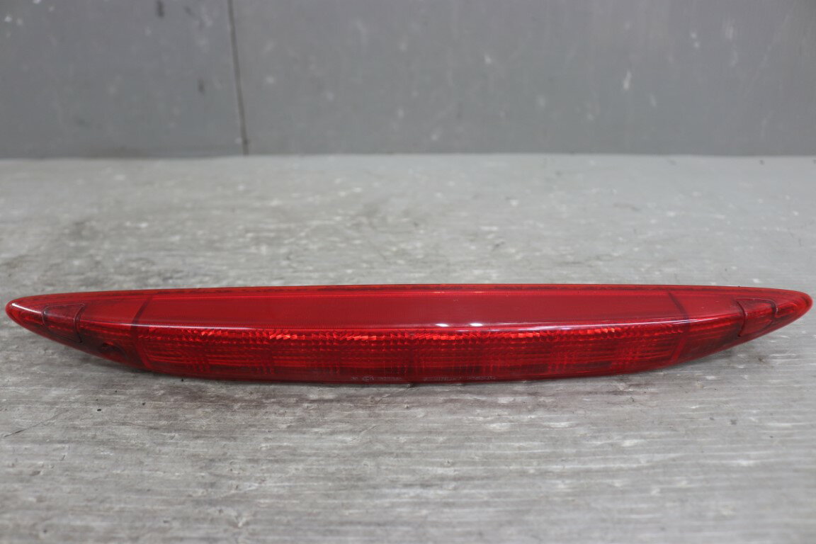 ストリーム(RN8) 純正 スタンレー 破損無 動作保証 ハイマウントストップランプ ブレーキライト LED全点灯OK P6589 p060124 中古20251225