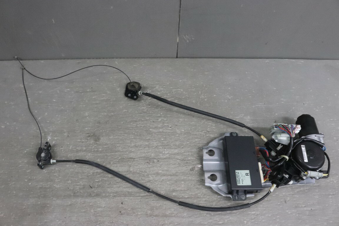 エリシオン VG Aero HDD NAVI Special Package 後期(RR3) 純正 MITSUBA 破損無 動作保証 右後 パワースライドドアモーター コンピューター 右 リア RK00-411 7Y17B 7Y190 p051683 中古20250108