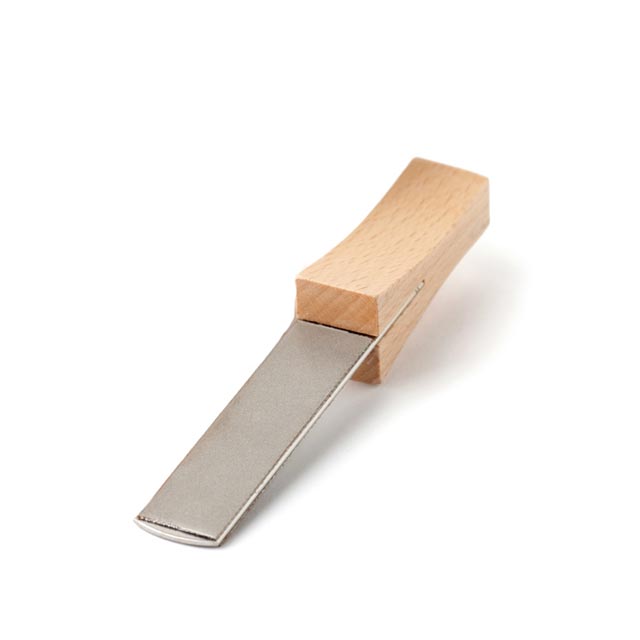 グレンスフォシュ・ブルーク ダイヤモンドシャープナー 工業用ダイヤモンドを施した高級シャープナー。切断目的の小型斧の刃先を鋭利に仕上げたい場合におすすめ 刃砥ぎ 砥石 やすり ヤスリ