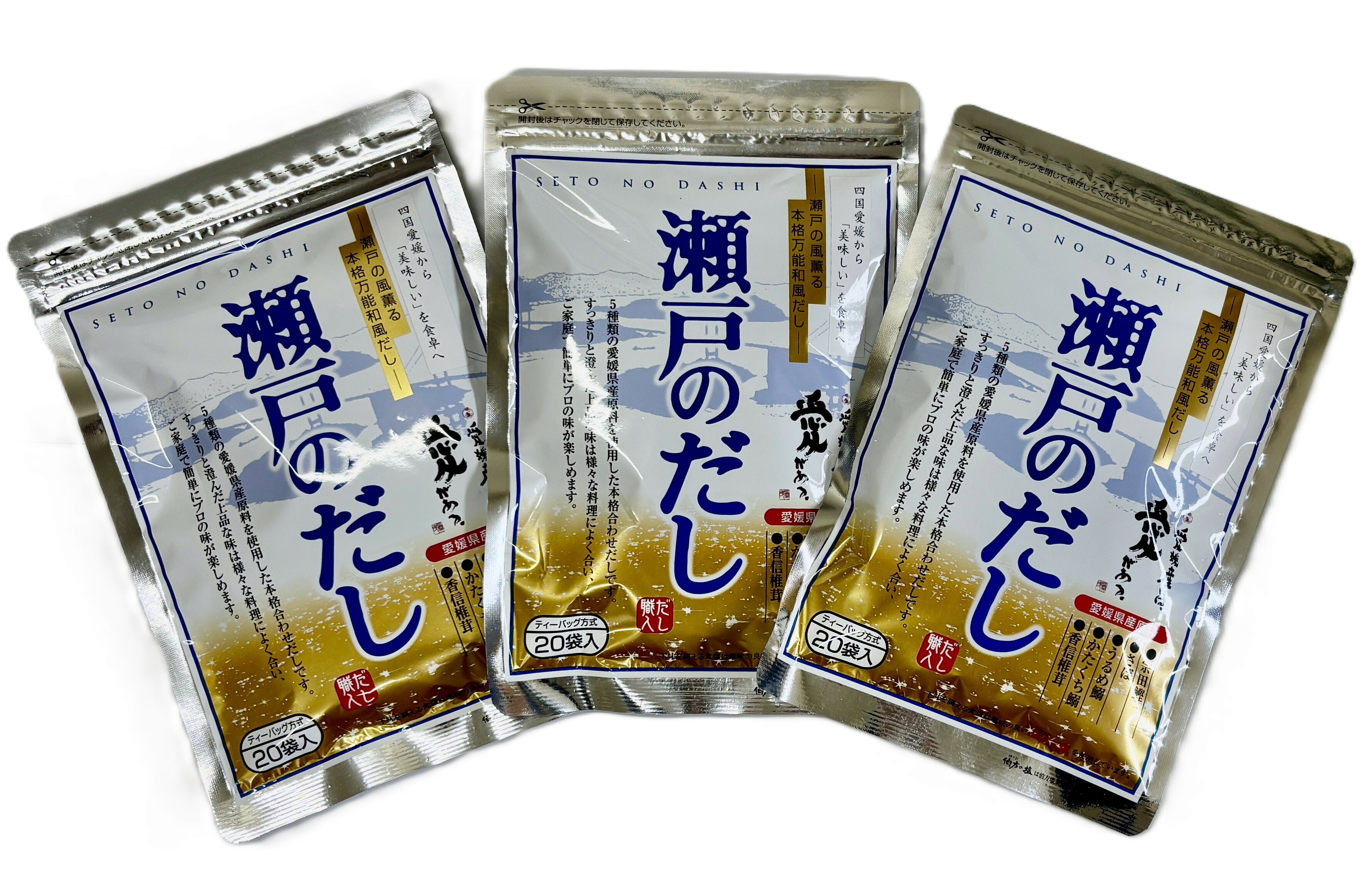 内容量 160g(8g×20袋)×3個 賞味期限 520日 保存方法 直射日光・高温多湿を避けて保存して下さい。 原材料 食塩(国内製造)、宗田鰹節粉末、酵母エキス、デキストリン、砂糖、鯖節粉末、煮干うるめ鰯粉末、煮干かたくちいわし鰯粉末、粉末醤油、昆布粒、椎茸粉末、食用植物油脂、(一部に小麦・さば・大豆を含む) 商品説明 何にでも合う本格和風万能だしで5種類の愛媛県の原料を使用。すっきりと澄んだ上品な味は様々な料理によく合い、ご家庭で簡単にプロの味が楽しめます。だしをとった後は、ごはんにまぶしておにぎりに。ハンバーグにも混ぜ込んで隠し味にも使用できます。3個セットでお得です。 ※この商品は、「ゆうパケット」及び「ネコポス」での配送となります。 [ゆうパケット及びネコポスの注意点] ・決済方法は、代引きはご利用いただけません。 ・配達日時のご指定はできません。また、郵便受けでの引渡しとなります(ご不在でも届きます)。 ・商品のお届けに2〜5日程度、お時間がかかる場合がございます。四国愛媛からのおくりもの。美味しいものを食卓へ