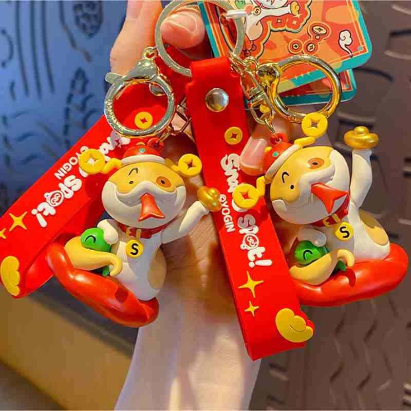 蛇 子犬ヘビ キーホルダー へび年 干支 ぬいぐるみストラップ おめでたい 財を招く キーホルダー かわいい 精緻である プレゼント 誕生