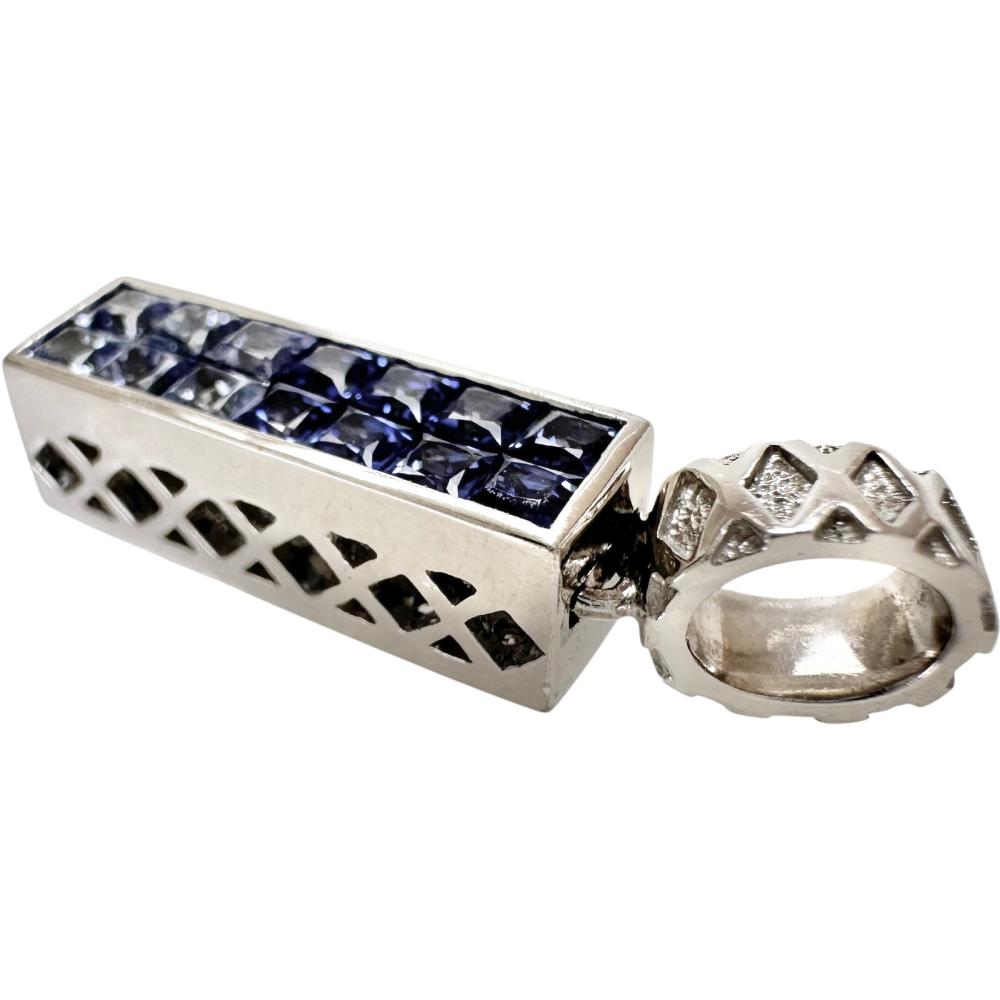 リバーシブルデザイン サファイア 0.82ct ダイヤモンド 0.20ct ペンダントトップ K...