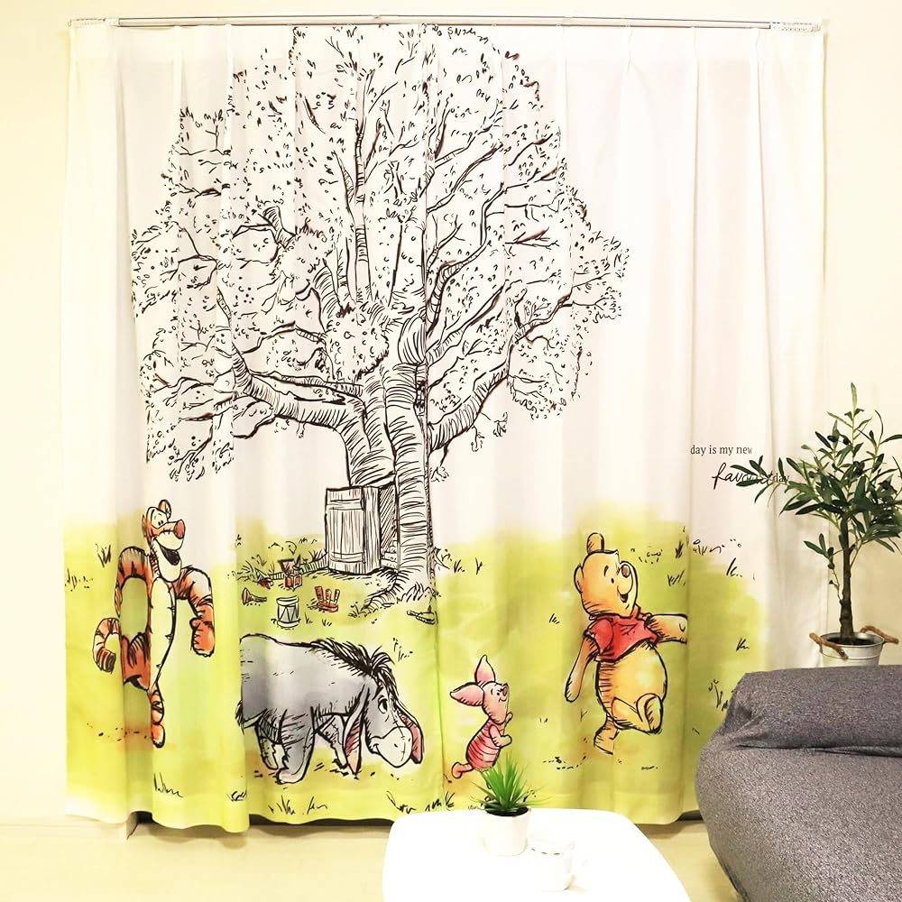 MORIPiLO ディズニー レースカーテン くまのプーさん (絵羽柄 つながる一枚絵アートカーテン) イエロー..
