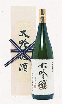 華燭　大吟醸 1800ml 化粧箱入り【豊酒造(株)】◎1800mlサイズなら、6本位まで混載配送OKです。※日数に余裕を持ってご注文を！ 【その他・福井の蔵元】★在庫が0でもお取り寄せできます。■→メーカー欠品中で仕入れできない場合もございます。