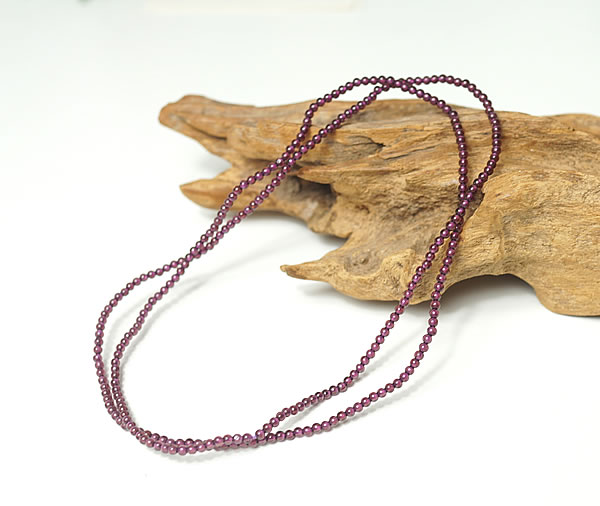 【1連/連売り】ガーネットSA インド産 ロードライトガーネット 3mm 長さ65cm 柘榴石 穴あきビーズ バラ売り 粒売り 天然石 パワーストーン アクセサリー ハンドメイド パーツ ブレスレット ペンダント ネックレス ピアス イヤリング製作