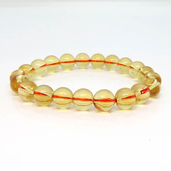 商品情報 天然石 シトリン　約9mm素材 伸縮性のある繊維質のオペロンゴムを玉サイズに合わせて2重〜4重で使用しています。ゴムは消耗品です。着用したままの入浴等は劣化原因となりますのでお控えください。サイズ プルダウンよりお選びください。サイズは玉の増減で調整します為、多少の誤差が生じることがございます。小さいサイズでご選択された場合は余り玉をお付けします。付属品 ポーチ天然石製品について 天然石製品の特徴として天然由来の傷やくぼみ、内包物やクラック等が含まれることがあります。天然由来のイメージ違い等による返品・交換は出来かねますことをご了承ください。備考 できる限り実際の商品の色合いに近づけておりますが、モニター環境の発色の具合により色合いが多少異なることがございます。シトリンAAAAA 黄水晶 ブラジル産 ブレスレット 9mm 天然石 パワーストーン 11月の誕生石 最上級 天然シトリン シトリン 天然石ブレスレット パワーストーンブレスレット アクセサリー ジュエリー メンズ レディース ギフトラッピング無料 11月の誕生石で有名なブラジル産のシトリン（黄水晶）ブレスレットです。こちらのシトリンは仕入元より最上級品質の天然シトリンとして入荷したものになります。その為、石の色合いが濃淡グラデーションになった個体が含まれることがございます。透き通る透明感と暖かみのあるイエローカラーが特徴の最上級ランクのお品です。明るいイエローは肌なじみもよく、気分を高めてくれる一本です。シトリンは幸運を呼ぶ天然石として人気です。特に財運をもたらす石として愛されています。周囲に人を集め、物事をスムーズに動かすパワーは、事業の成功や商売繁盛を促し、豊かな実りを与えると言われます。シトリンは希望や勇気を象徴する明るい太陽のエネルギーに溢れています。ネガティブな感情が消え、積極的で楽しく明るい人間関係を築けるようになるといわれます。 2