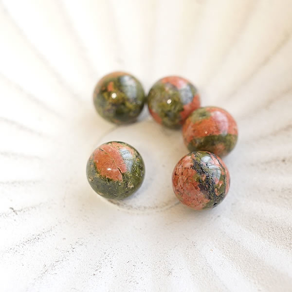 ユナカイト 丸玉 スフィア 10mm 穴なし ビーズ 置き石 飾り石 インテリア 天然石 パワーストーン エピドート クローライト フェルスパー 緑簾石