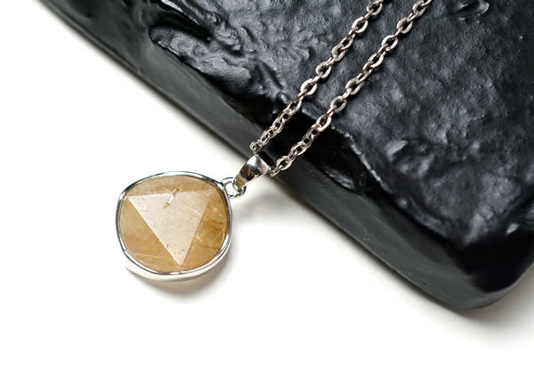 ルチルクォーツ 六芒星 15mm ペンダント ネックレス SV925天然石 パワーストーン ヘキサグラム ヘキサゴン 針入り水晶 金針水晶 ゴールドルチル