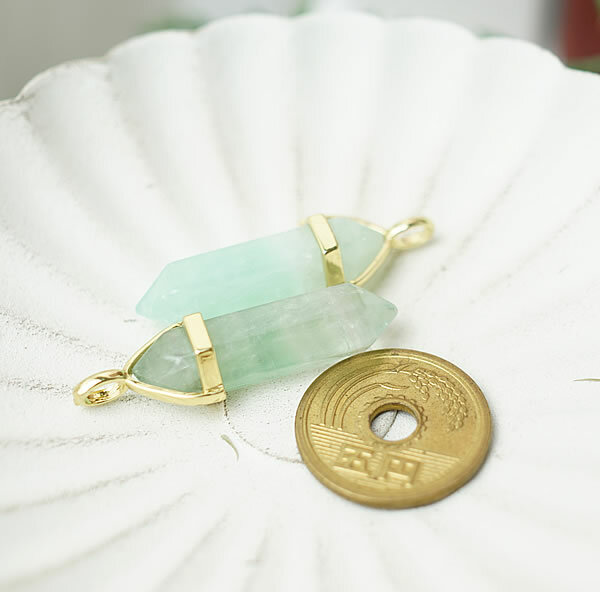 フローライト グリーンフローライト ダブルポイント 両剣ポイント ペンダント ネックレス 天然石 パワーストーン 蛍石 六角柱 ペンデュラム型 ゴールド イエローゴールド