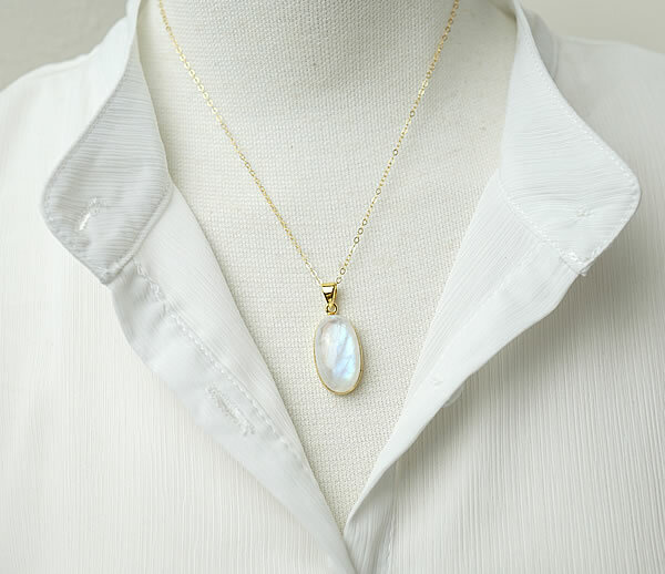 【一点物】レインボームーンストーンAAAAA インド産ホワイトラブラドライト ペンダント ネックレス SV925 18KGP 天然石 パワーストーン 6月の誕生石 18金ゴールド仕上げ